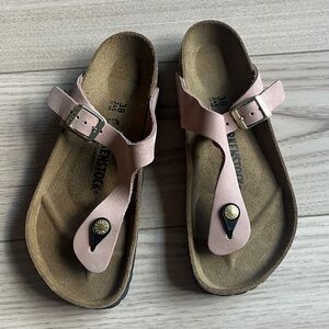 Birkenstock Gizeh Pink Sandal